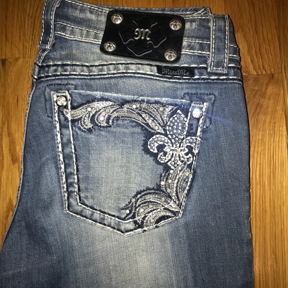 Jeans - Picture 3 of 3